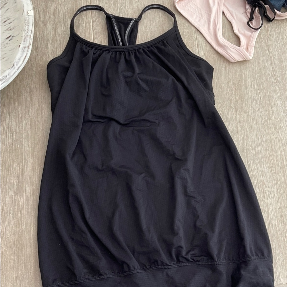 Black Sleeveless Dress